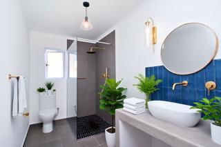 3 Bedroom Property for Sale in Milkwood Park Western Cape